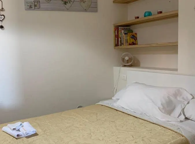 Raggio Di Sole Burg Castel del Monte